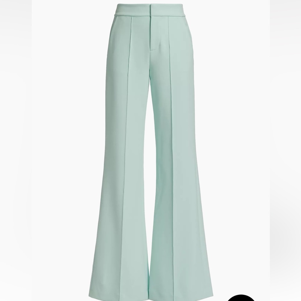Alice and Olivia Dylan Pant light blue NWT size 4